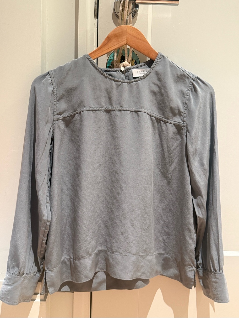 Everlane Washable Silk Long-Sleeve Blouse in Light Gray Blue